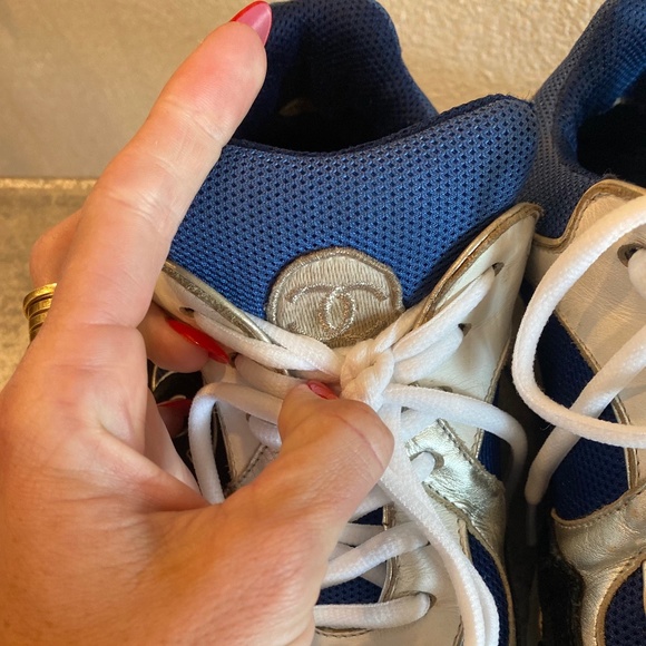 Women's Chanel Suede CC cruise suede trainer - Picture 4 of 16